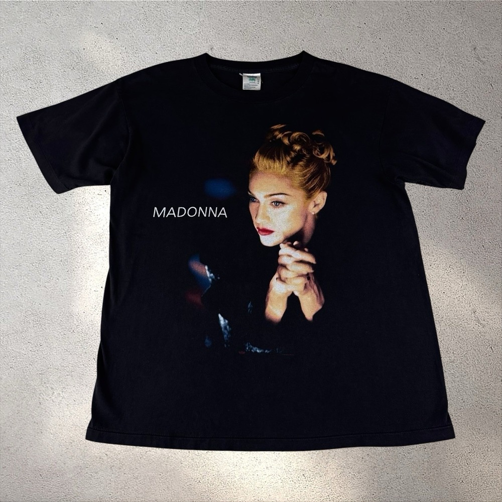 Vintage Madonna "Something to Remember" Tour Shirt Large Winterland 90s